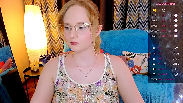 Aemilia  online show from 11-27-25, 08:38