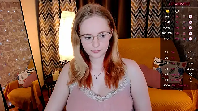 Aemilia  online show from 04-21-26, 02:26