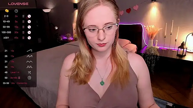 Aemilia  online show from 05-24-26, 08:52
