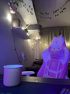 Snapshot of MashkaRay chatting on 02-03-25, 06:17 MashkaRay online show from 02-03-25, 06:17