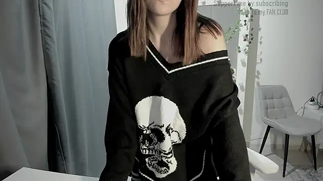 Snapshot of MashkaRay chatting on 09-12-25, 03:45 MashkaRay online show from 09-12-25, 03:45