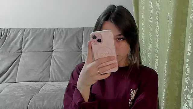 Snapshot of MashkaRay chatting on 01-11-26, 06:24 MashkaRay online show from 01-11-26, 06:24