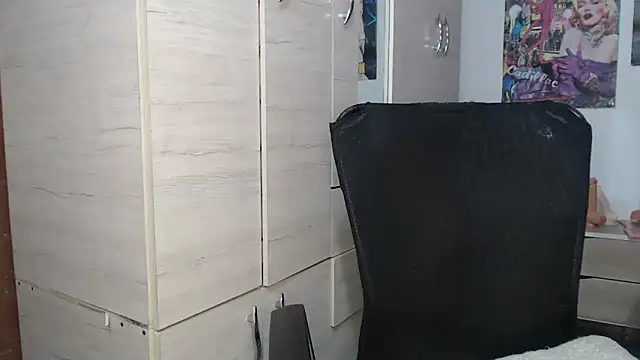 SWEETT CORY online show from 11-06-25, 02:56