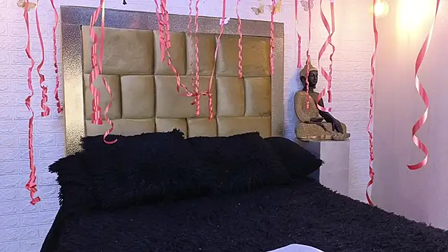 Snapshot of ximenawilliamss chatting on 11-15-25, 10:34 ximenawilliamss online show from 11-15-25, 10:34