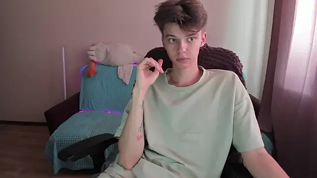 Liam sexy1 online show from 09-24-25, 01:47