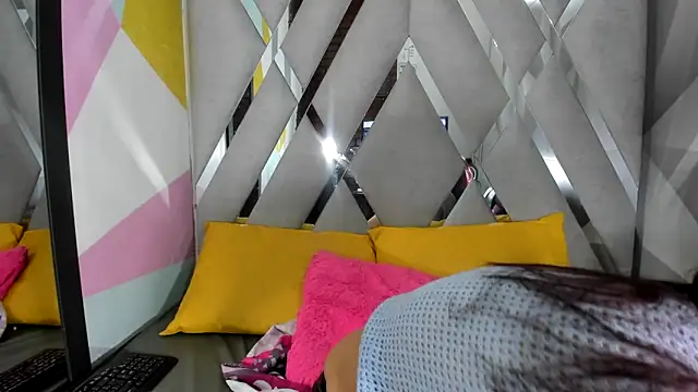 Mulan sexy01 online show from 06-12-26, 01:54