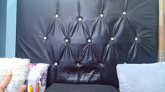 spicydiver38 online show from 06-07-26, 08:34