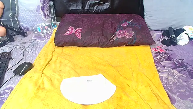 spicydiver38 online show from 06-19-26, 02:16
