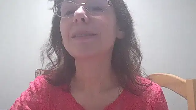 Snapshot of HollyJewel chatting on 03-03-25, 08:43 HollyJewel online show from 03-03-25, 08:43