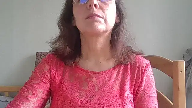 HollyJewel online show from 04-08-26, 10:37