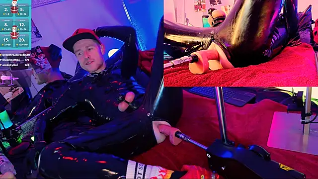 Snapshot of Fuc71 chatting on 12-23-24, 10:55 Fuc71 online show from 12-23-24, 10:55