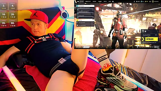 Snapshot of Fuc71 chatting on 11-03-25, 04:41 Fuc71 online show from 11-03-25, 04:41