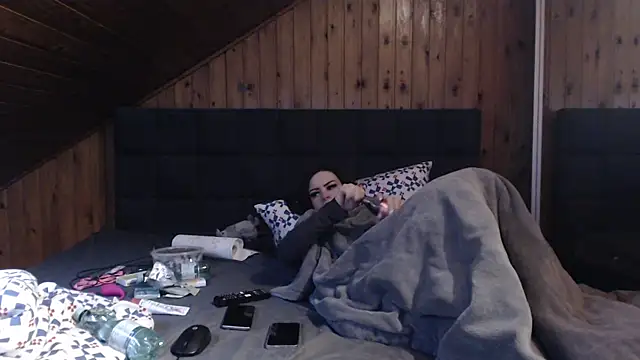 BoeseMoni1998 online show from 03-22-25, 04:04