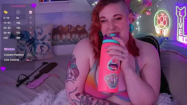 opalreigning online show from 12-30-24, 08:21