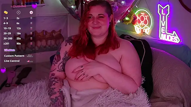 opalreigning online show from 02-24-26, 09:07