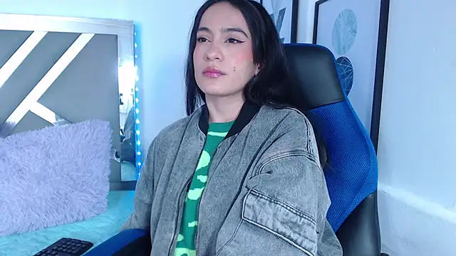 ZaraDames  online show from 01-24-25, 03:54