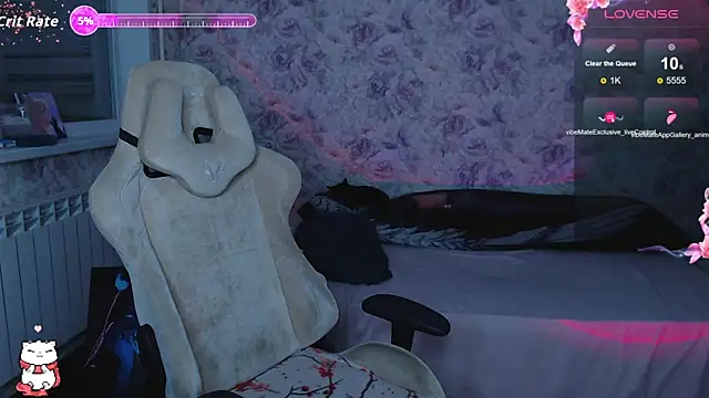 Snapshot of Estelle_Hicks chatting on 10-31-25, 06:09 Estelle Hicks online show from 10-31-25, 06:09