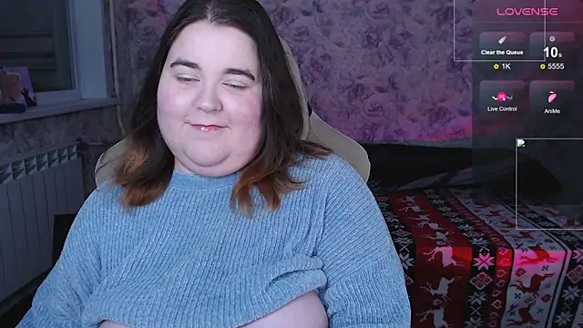 Snapshot of Estelle_Hicks chatting on 11-07-25, 06:30 Estelle Hicks online show from 11-07-25, 06:30