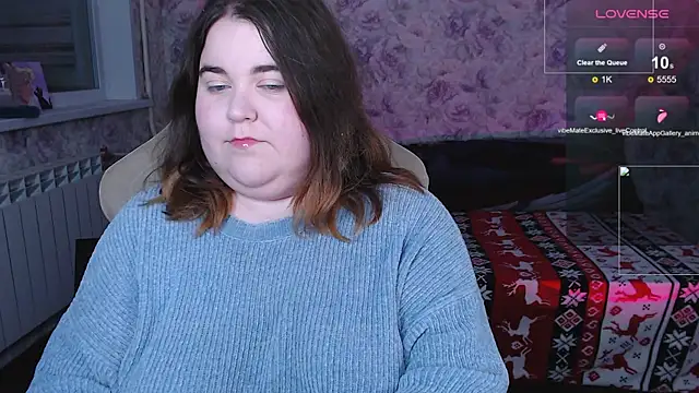 Snapshot of Estelle_Hicks chatting on 11-08-25, 06:29 Estelle Hicks online show from 11-08-25, 06:29