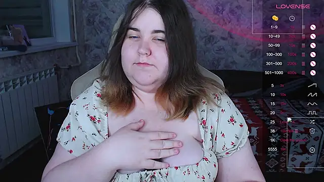 Snapshot of Estelle_Hicks chatting on 11-22-25, 06:18 Estelle Hicks online show from 11-22-25, 06:18