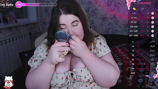 Snapshot of Estelle_Hicks chatting on 12-03-25, 06:28 Estelle Hicks online show from 12-03-25, 06:28