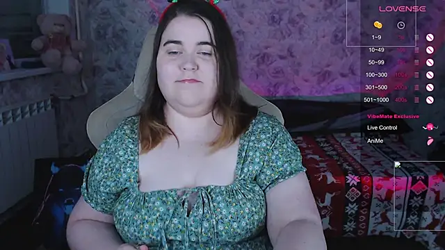 Snapshot of Estelle_Hicks chatting on 01-05-26, 06:44 Estelle Hicks online show from 01-05-26, 06:44