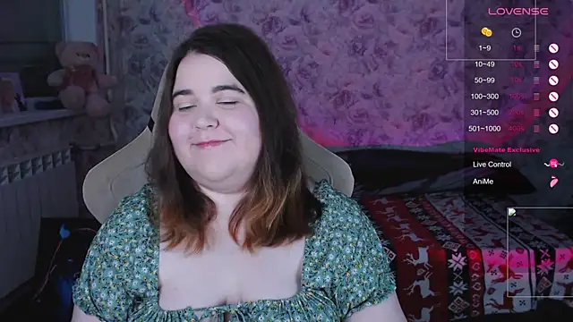 Snapshot of Estelle_Hicks chatting on 01-08-26, 06:32 Estelle Hicks online show from 01-08-26, 06:32