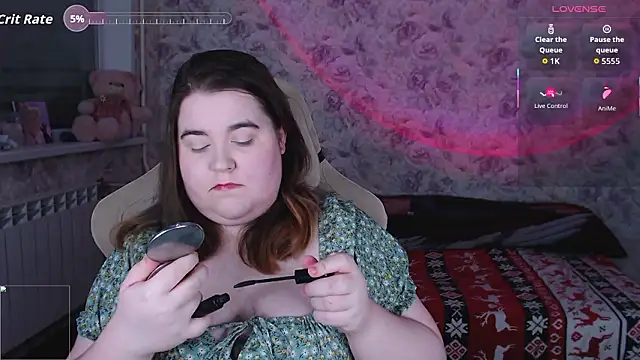 Snapshot of Estelle_Hicks chatting on 02-06-26, 06:33 Estelle Hicks online show from 02-06-26, 06:33