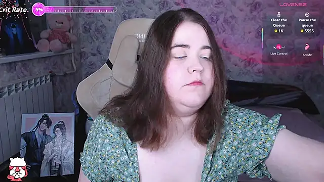 Estelle Hicks online show from 06-13-26, 07:12