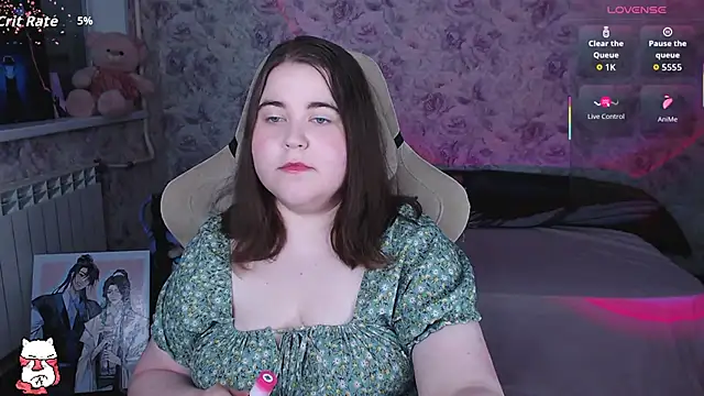 Snapshot of Estelle_Hicks chatting on 06-19-26, 07:17 Estelle Hicks online show from 06-19-26, 07:17