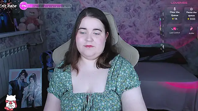 Snapshot of Estelle_Hicks chatting on 06-23-26, 07:34 Estelle Hicks online show from 06-23-26, 07:34