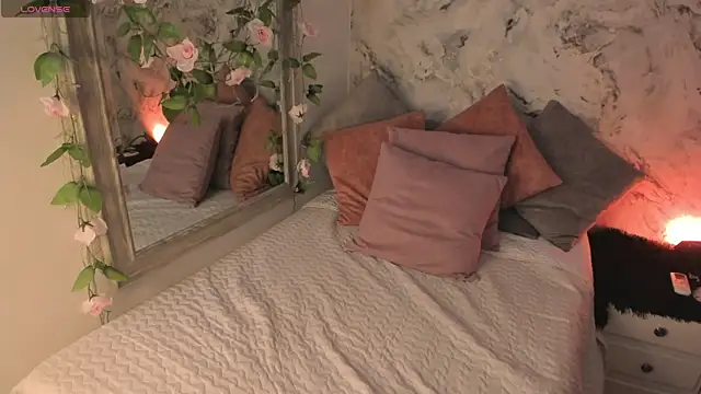 Bella desi  online show from 05-18-26, 01:39