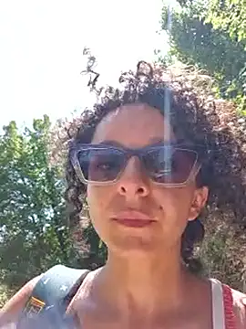 Snapshot of Emily_Posh chatting on 07-14-26, 10:21 Emily Posh online show from 07-14-26, 10:21