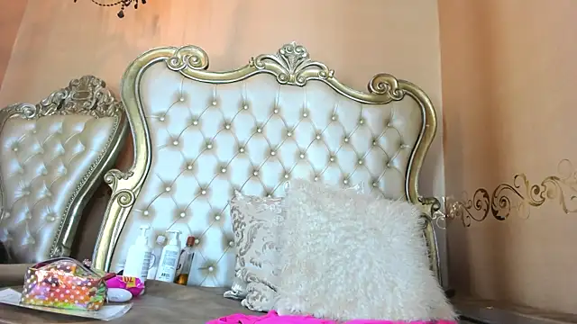 Celeste Baker  online show from 12-17-25, 01:17