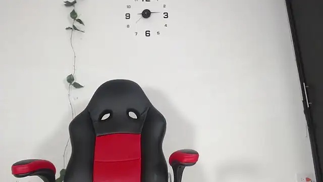 Snapshot of evelin_999_ chatting on 01-30-25, 02:16 evelin 999 online show from 01-30-25, 02:16