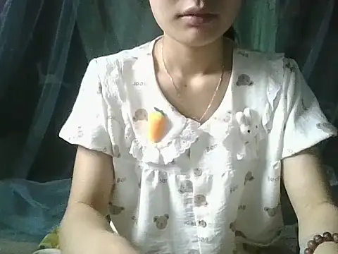Snapshot of Be-MyMy chatting on 04-18-26, 01:09 Be-MyMy online show from 04-18-26, 01:09