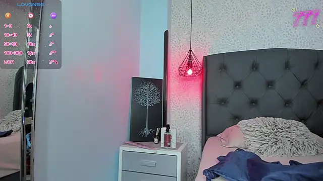 SUZETMONACO online show from 04-16-26, 09:39