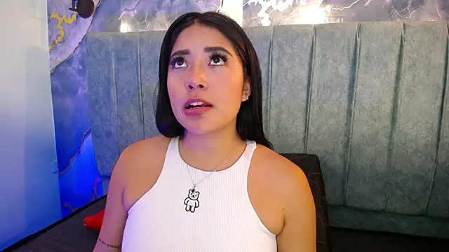 Snapshot of Susy_thomson chatting on 02-10-26, 04:27 Susy thomson online show from 02-10-26, 04:27