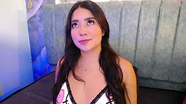 Snapshot of Susy_thomson chatting on 02-11-26, 04:50 Susy thomson online show from 02-11-26, 04:50