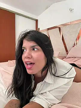 emma lopes online show from 07-23-26, 01:58