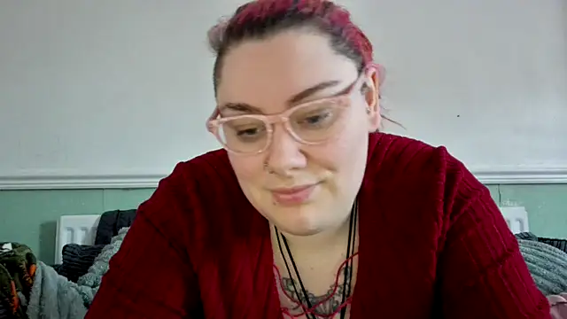 Snapshot of Bustycurves chatting on 01-11-25, 02:36 Bustycurves online show from 01-11-25, 02:36