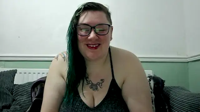 Snapshot of Bustycurves chatting on 03-12-25, 10:07 Bustycurves online show from 03-12-25, 10:07