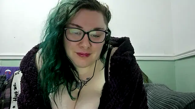 Snapshot of Bustycurves chatting on 03-14-25, 05:57 Bustycurves online show from 03-14-25, 05:57