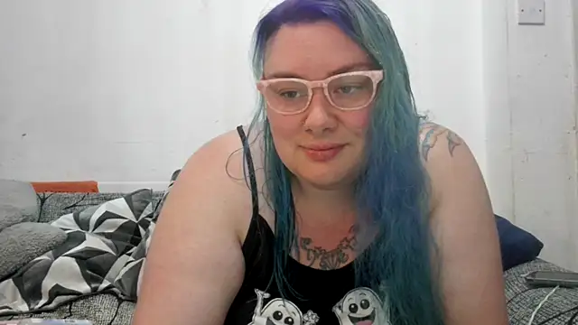 Bustycurves online show from 08-05-26, 10:12