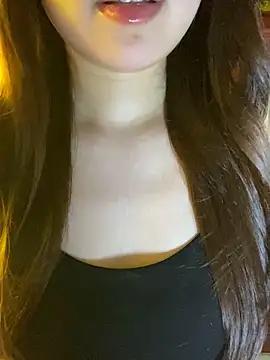 minmin2kk5 online show from 05-16-26, 04:39