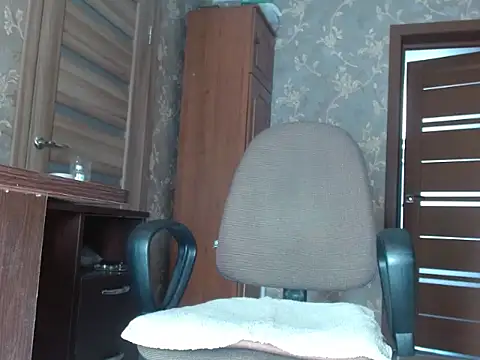 Snapshot of HuliganFisher chatting on 03-05-26, 10:55 HuliganFisher online show from 03-05-26, 10:55