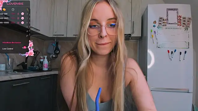 violet blue eyes online show from 02-16-25, 01:16