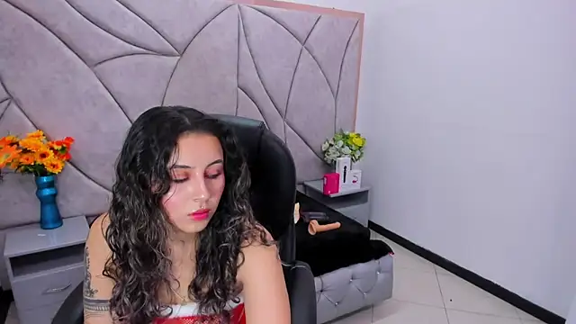 Snapshot of celeste_blue69 chatting on 12-15-25, 03:55 celeste blue69 online show from 12-15-25, 03:55