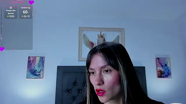 Snapshot of manu_lara chatting on 03-08-25, 11:58 manu lara online show from 03-08-25, 11:58