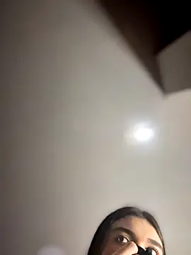 saracaball  online show from 12-04-25, 01:26